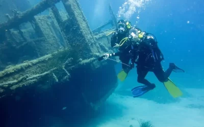 Resort Concierge Escapes Suggest Airplane Wreck Dive